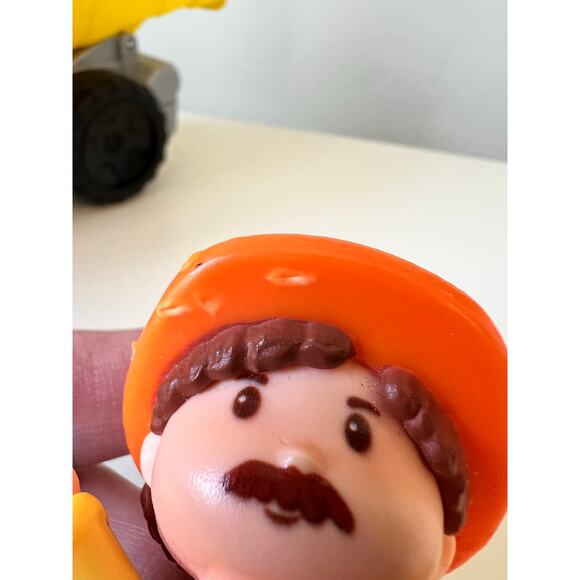 Fisher-Price Little People Work Together Dump Truck With Figure and Boulder - Picture 9 of 12